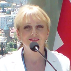 ირინე საჯაია